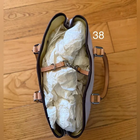 Coach Lavender and Brown Leather Bag - Picture 2 of 13